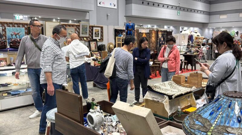 骨董品グランデ2025の会場の様子2_展示会営業術